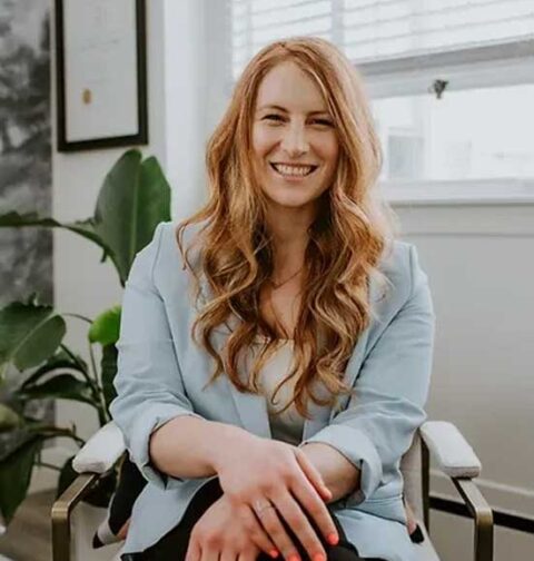 Dr.-Jessalyn-Shamess