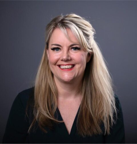 Julie Sullivan headshot